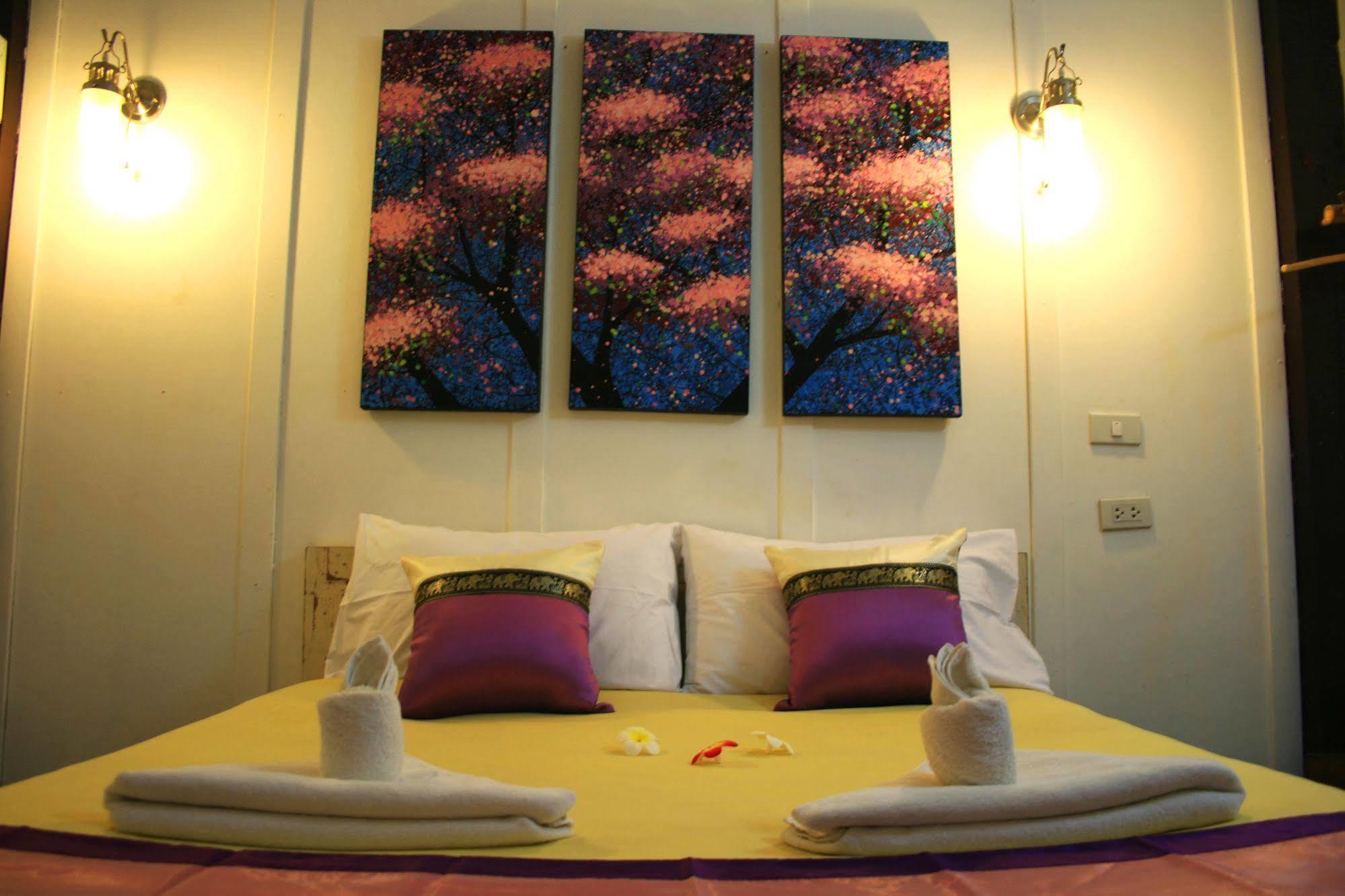 מלון Paifah Boutique House מראה חיצוני תמונה